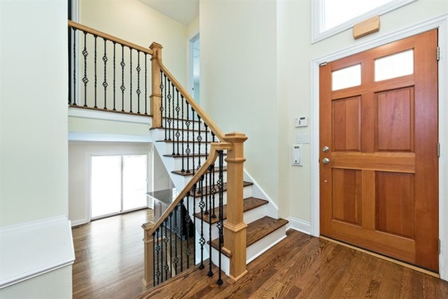 462 Green Bay Road, Unit 462 Winnetka, IL 60093 - Photo 2 of 13