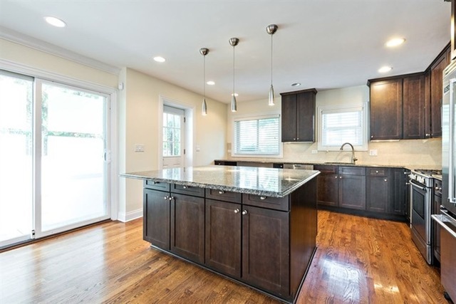 462 Green Bay Road, Unit 462 Winnetka, IL 60093 - Photo 4 of 13