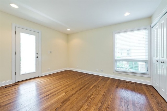 462 Green Bay Road, Unit 462 Winnetka, IL 60093 - Photo 8 of 13