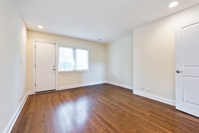 462 Green Bay Road, Unit 462 Winnetka, IL 60093 - Photo 9 of 13