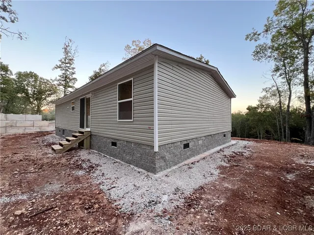 $199,900 | 12 Painted Tree Lane, Rocky Mount, MO 65072