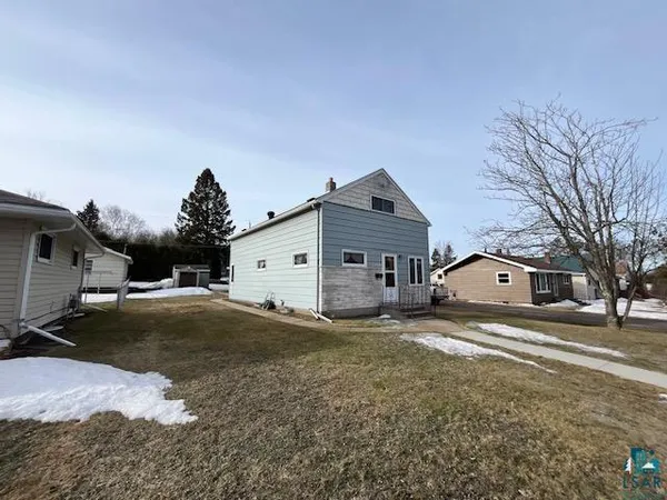 $119,900 | 1204 West 2nd Street, Eveleth, MN 55734