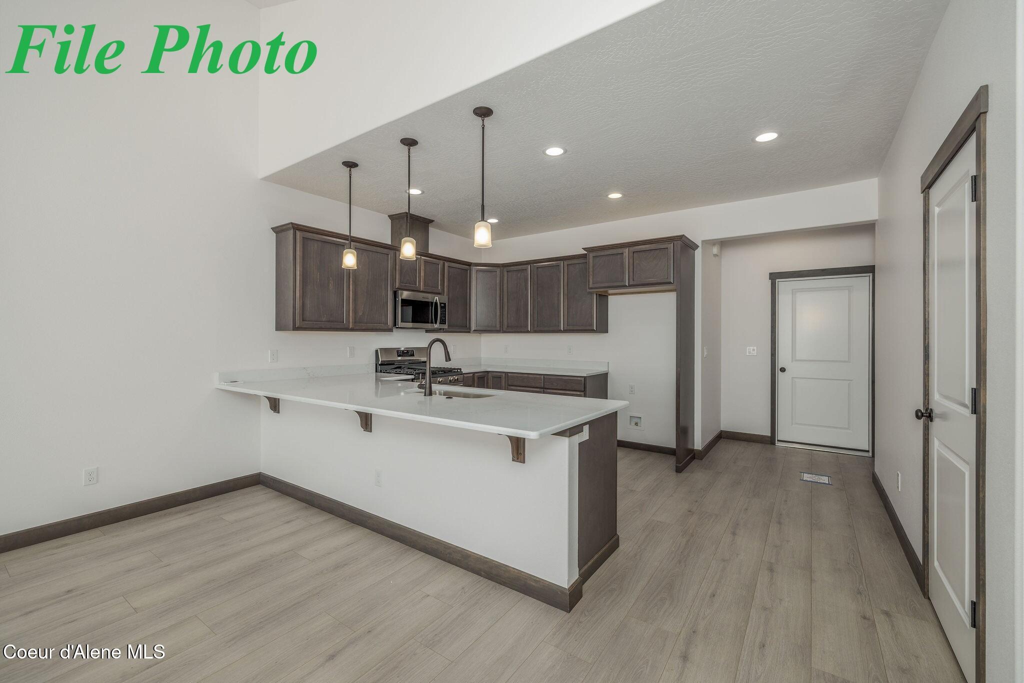 7767 North Mocha Loop Coeur D'Alene, ID 83815 - Photo 6 of 47 Kitchen