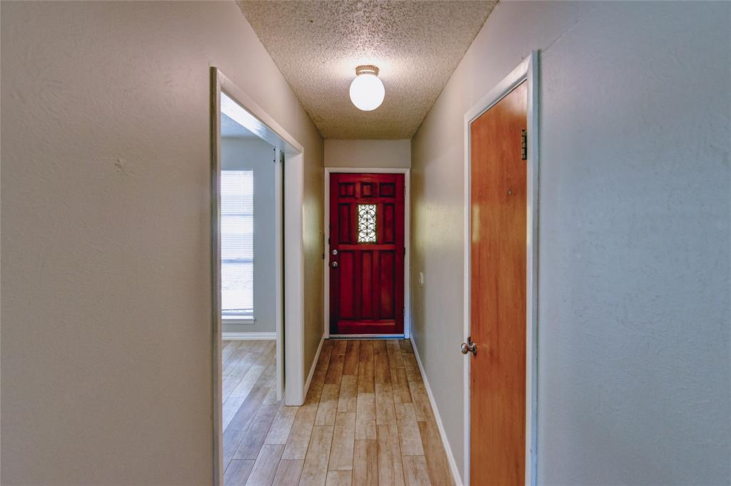 7524 Overhill Road Fort Worth, TX 76116 - Photo 3 of 28 Gallery Image 3