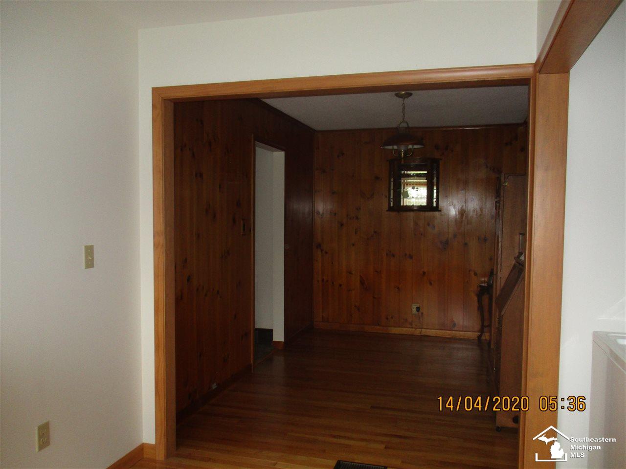 13381 Grafton Road Carleton, MI 48117 - Photo 25 of 35