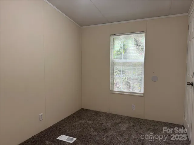 a close view of sink