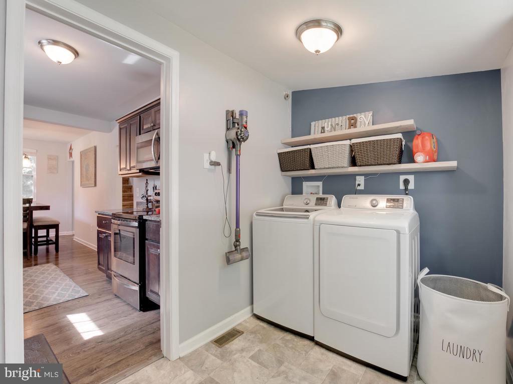 272 Riverside Drive Pasadena, MD 21122 - Photo 16 of 41 Gallery Image 16
