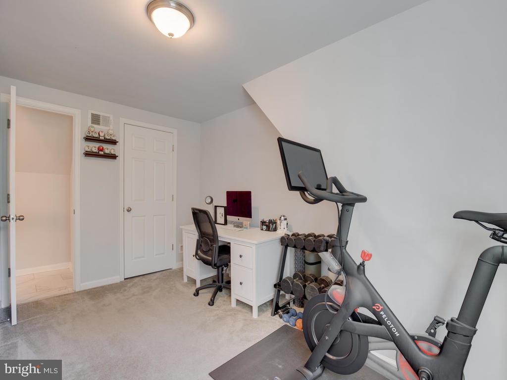 272 Riverside Drive Pasadena, MD 21122 - Photo 24 of 41 Gallery Image 24