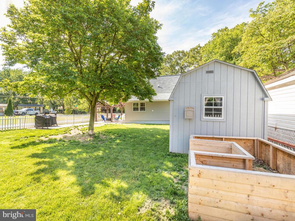 272 Riverside Drive Pasadena, MD 21122 - Photo 33 of 41 Gallery Image 33