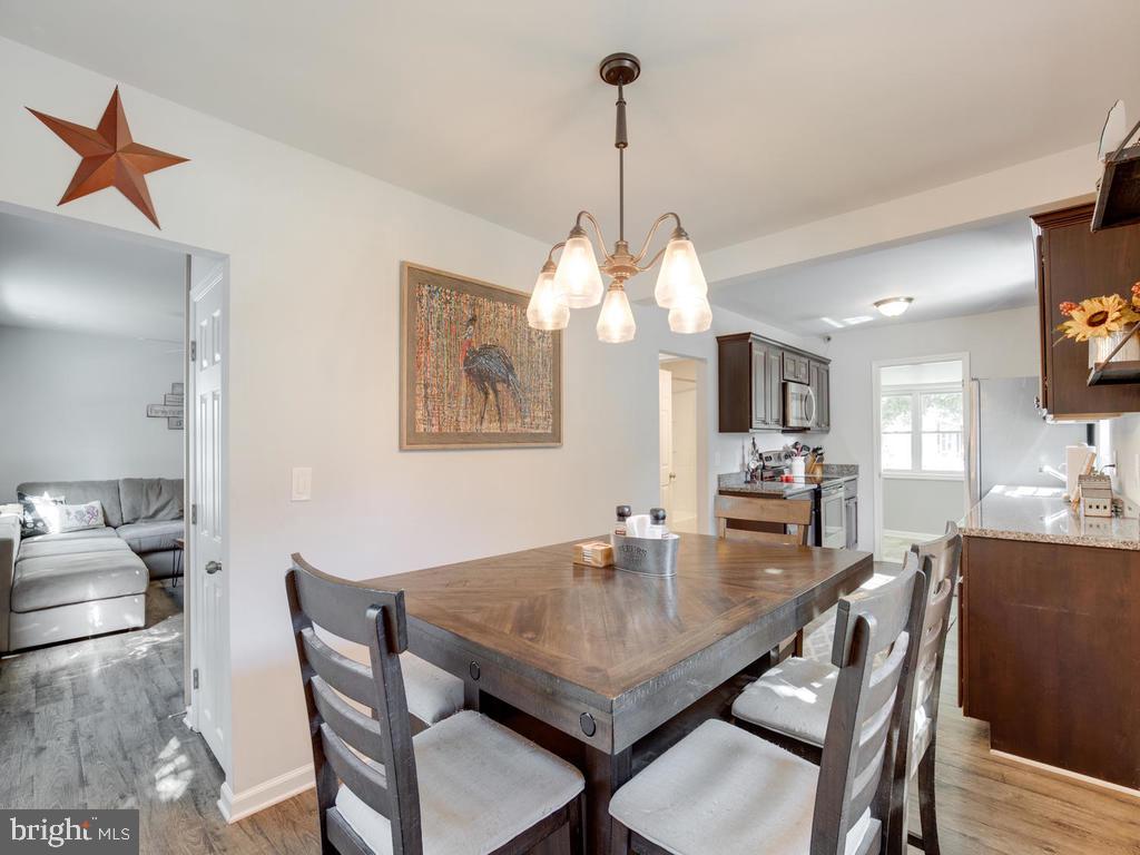 272 Riverside Drive Pasadena, MD 21122 - Photo 9 of 41 Gallery Image 9