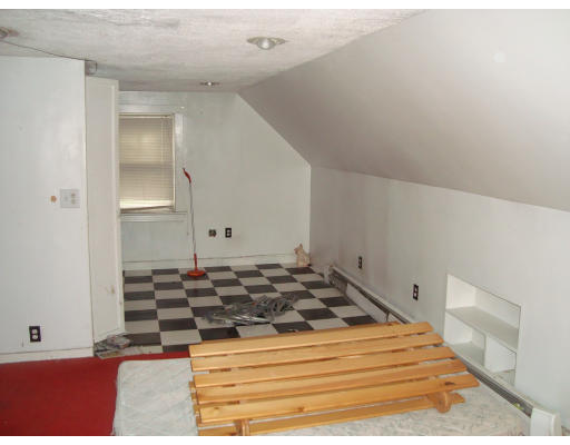 84 Beachview Road Boston, MA 02128 - Photo 3 of 10 Gallery Image 3