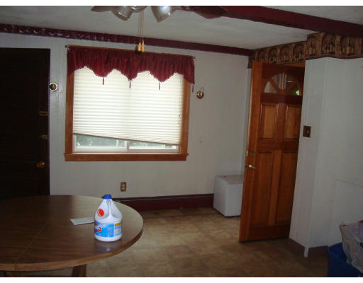 84 Beachview Road Boston, MA 02128 - Photo 5 of 10 Gallery Image 5