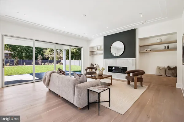 $3,299,000 | 6514 76th Street, Cabin John, MD 20818