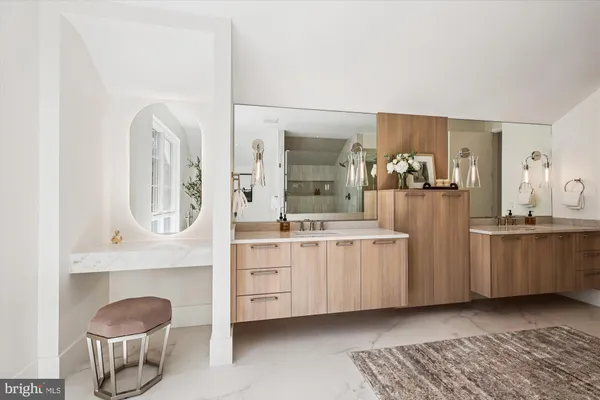 $3,299,000 | 6514 76th Street, Cabin John, MD 20818