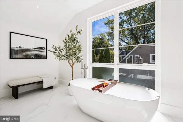 $3,299,000 | 6514 76th Street, Cabin John, MD 20818