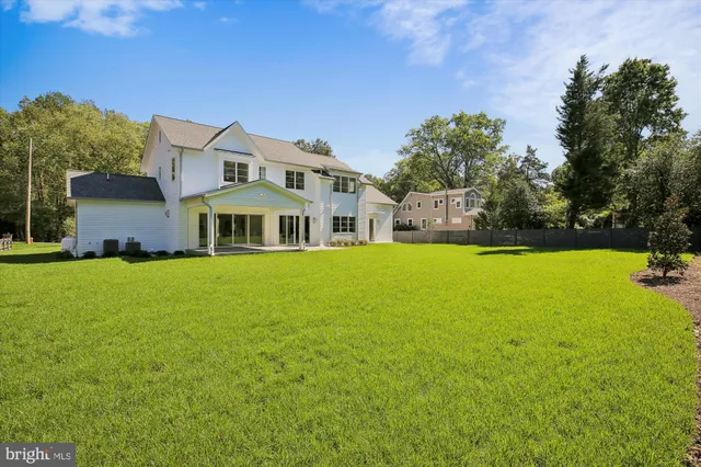 $3,499,000 | 6514 76th Street, Cabin John, MD 20818