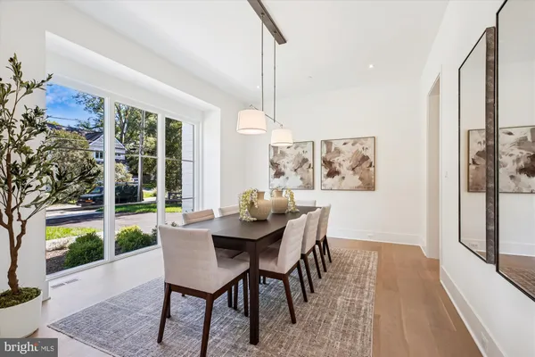 $3,299,000 | 6514 76th Street, Cabin John, MD 20818