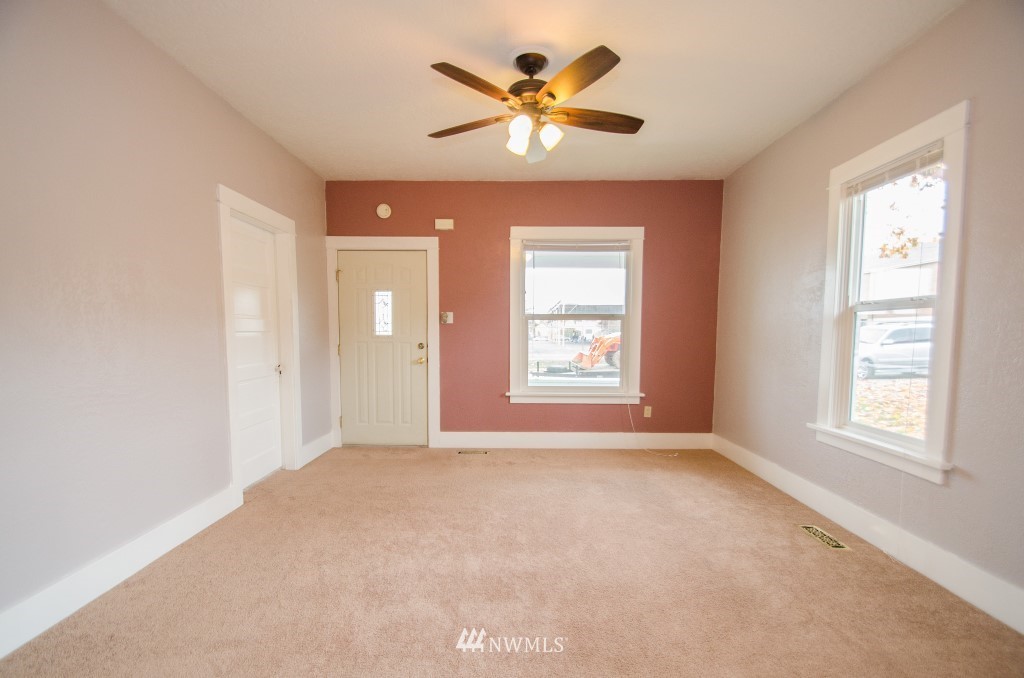 123 Southwest 3rd Street Chehalis, WA 98532 - Photo 14 of 24 Gallery Image 14