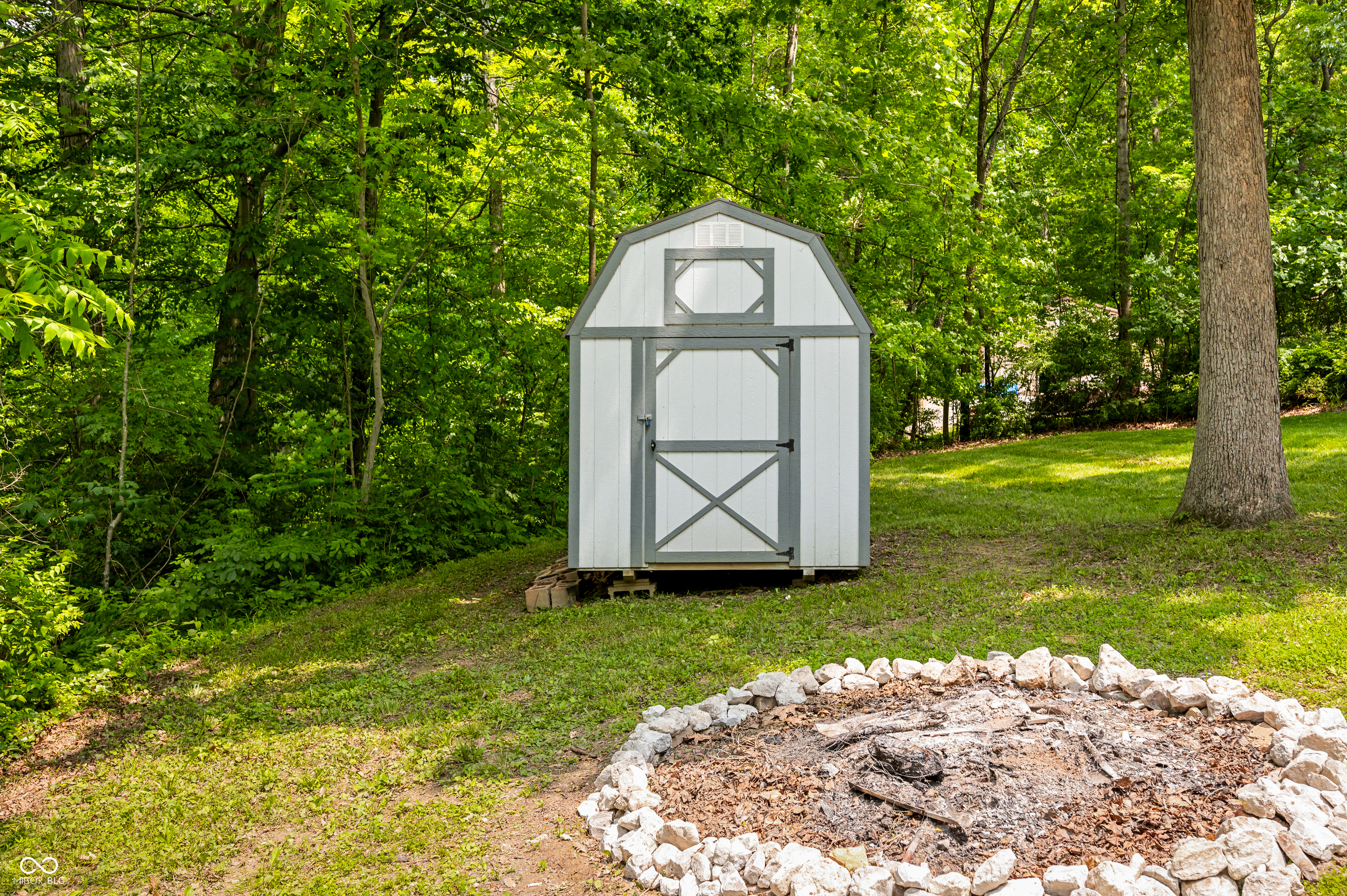 8576 Riser Drive Nineveh, IN 46164 - Photo 12 of 41