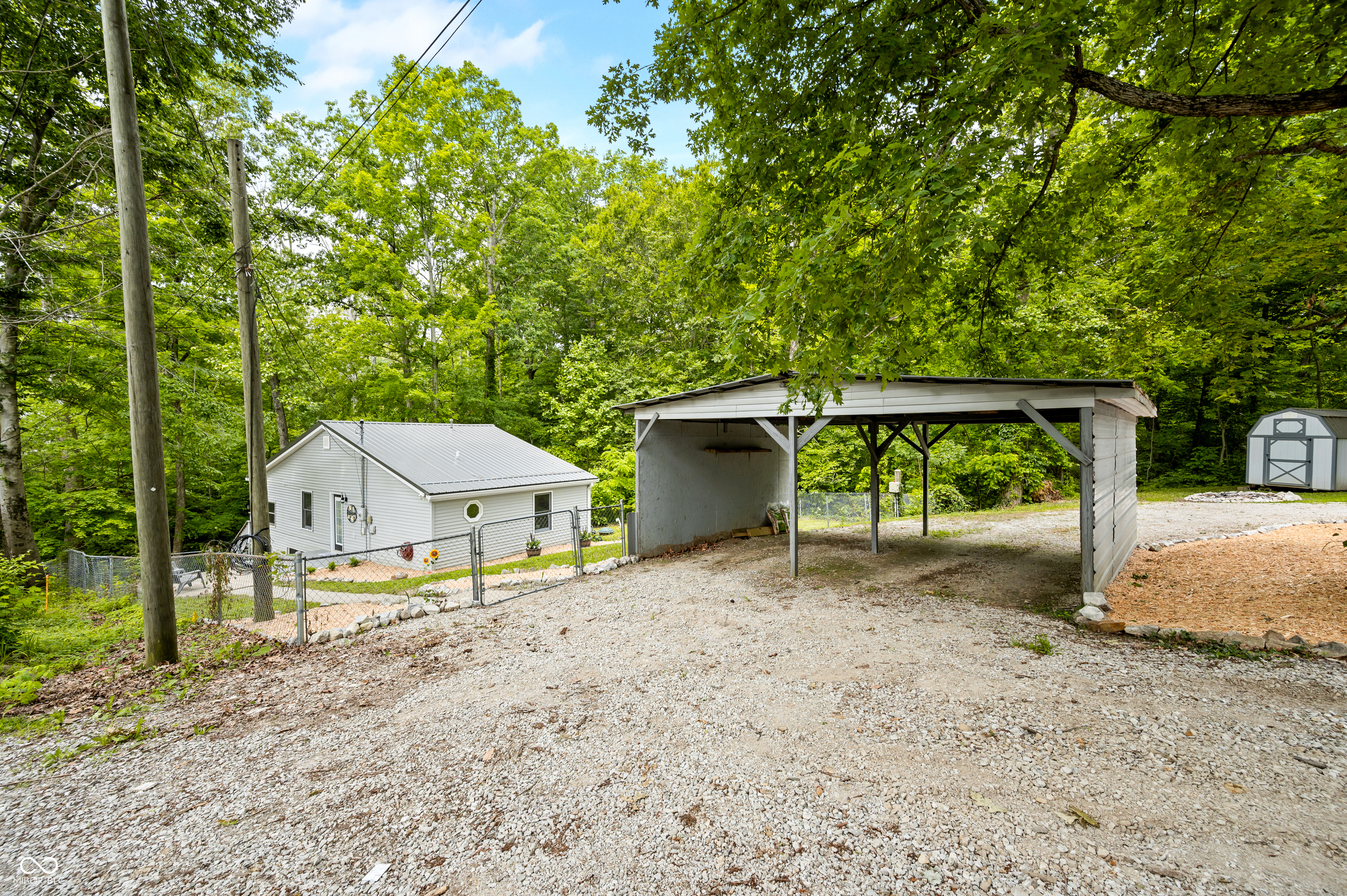 8576 Riser Drive Nineveh, IN 46164 - Photo 9 of 41