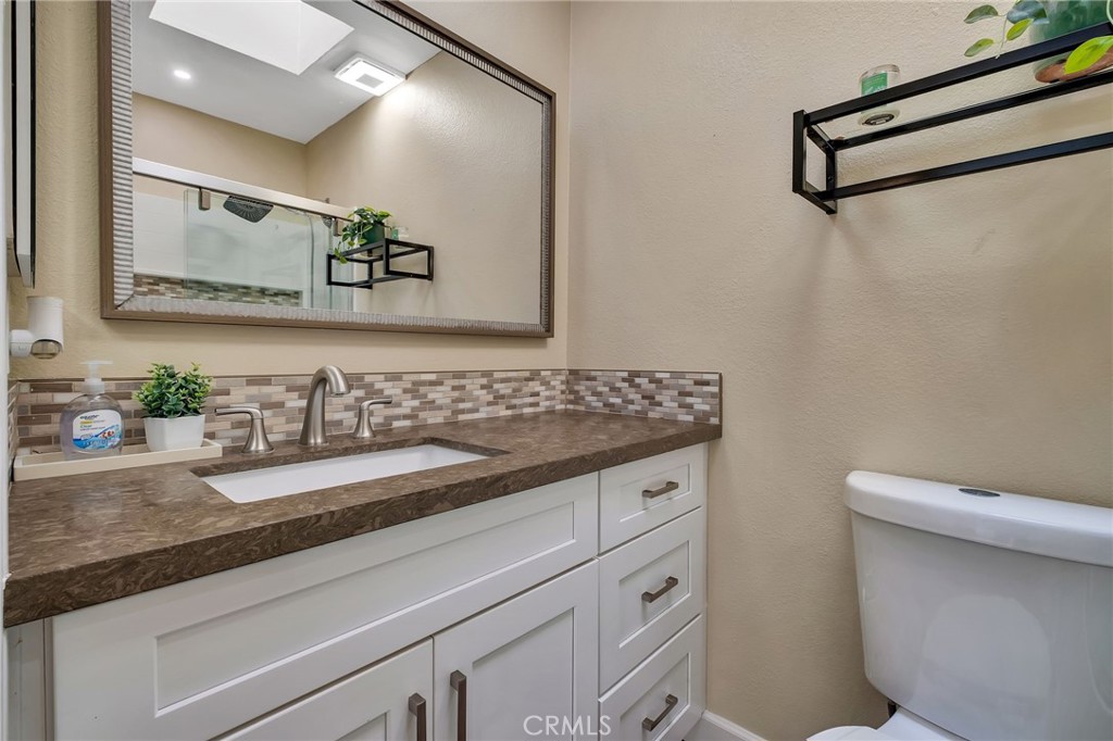 950 West Lambert Road, Unit 30 La Habra, CA 90631 - Photo 18 of 37