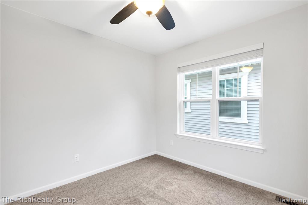 2661 Harvard Road, Unit 15 Berkley, MI 48072 - Photo 20 of 44 Gallery Image 20