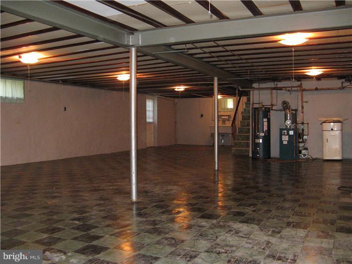 2545 Mansion Road Huntingdon Valley, PA 19006 - Photo 18 of 24 Basement - Finished