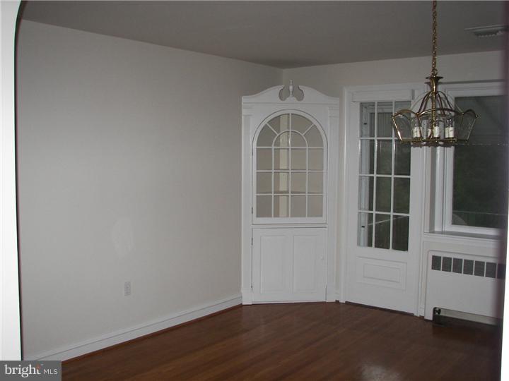 2545 Mansion Road Huntingdon Valley, PA 19006 - Photo 5 of 24 Dining Room