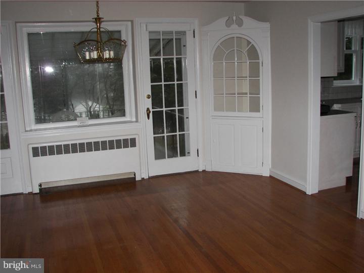 2545 Mansion Road Huntingdon Valley, PA 19006 - Photo 6 of 24 Dining Room