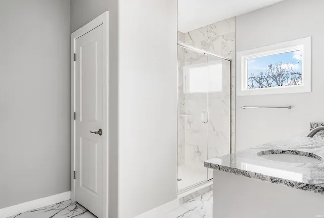 $689,900 | 17740 Castlefeane Court, Leo, IN 46765