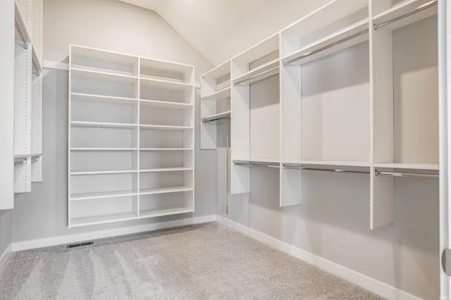 $689,900 | 17740 Castlefeane Court, Leo, IN 46765