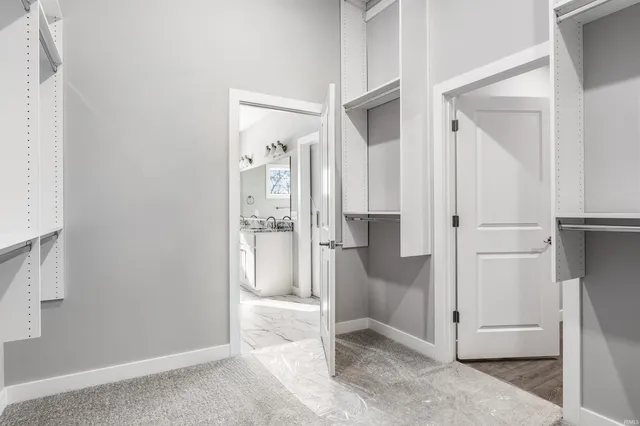 $689,900 | 17740 Castlefeane Court, Leo, IN 46765