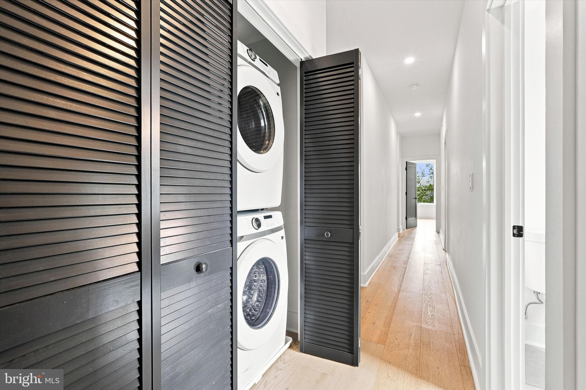 623 Crestview Road Philadelphia, PA 19128 - Photo 42 of 60 Upper level Laundry