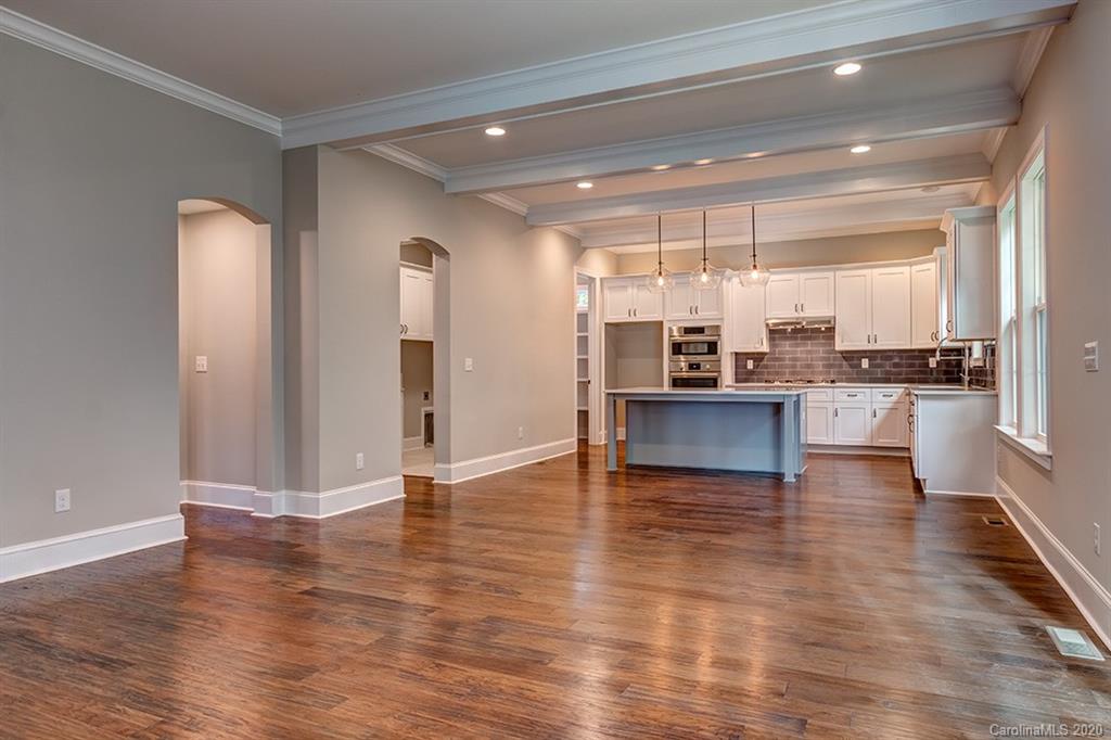 605 Highland Ridge Point Lake Wylie, SC 29710 - Photo 11 of 44 Gallery Image 11