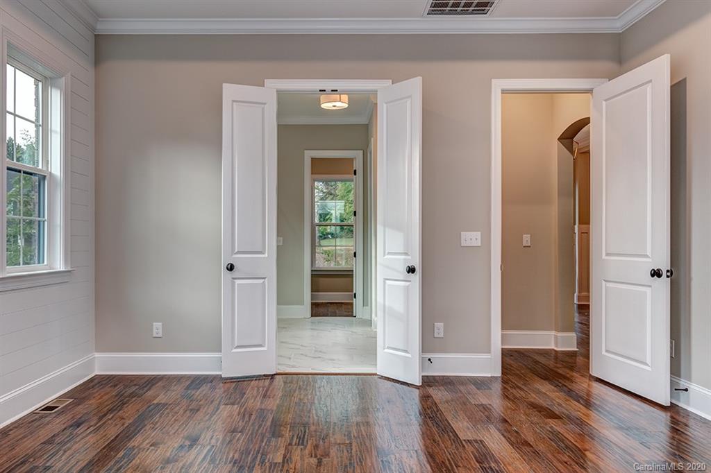 605 Highland Ridge Point Lake Wylie, SC 29710 - Photo 20 of 44 Gallery Image 20