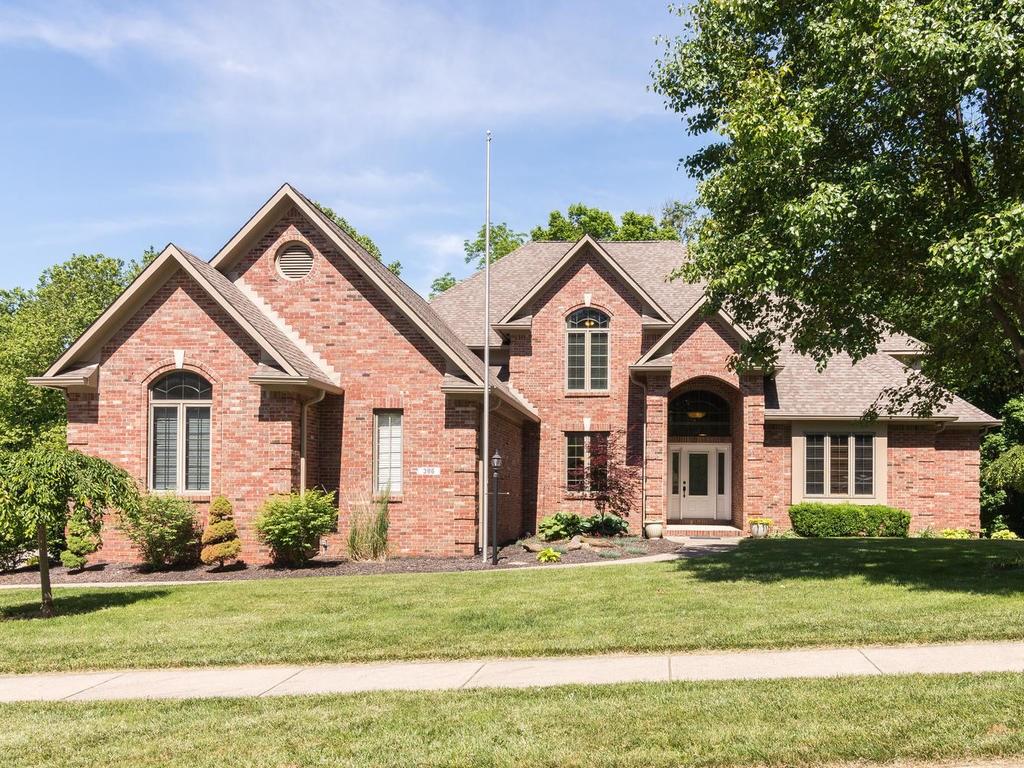 386 Sycamore Ridge Court Avon, IN 46123 - Photo 3 of 44 Gallery Image 3