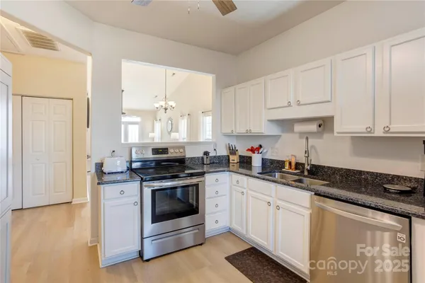 $298,900 | 6315 Professional Boulevard, Harrisburg, NC 28075