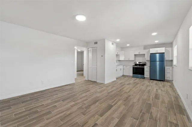 $1,600 | 1301 Emerald Terrace, Unit 13, Fort Pierce, FL 34950