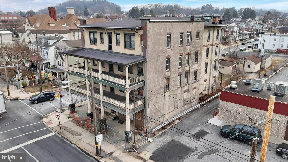 200 West Lancaster Avenue Reading, PA 19607 - Photo 13 of 50 an aerial view of multiple houses