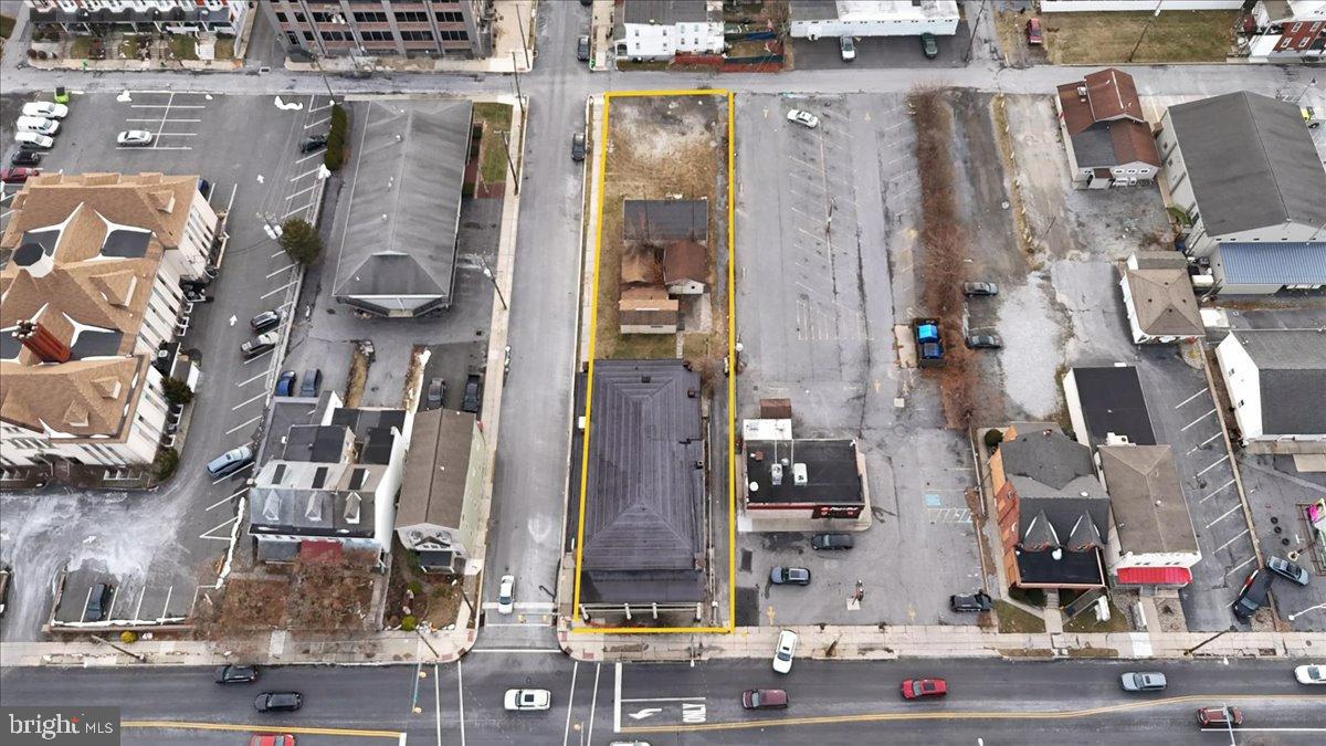 200 West Lancaster Avenue Reading, PA 19607 - Photo 50 of 50 an aerial view of multi story residential apartment building with yard