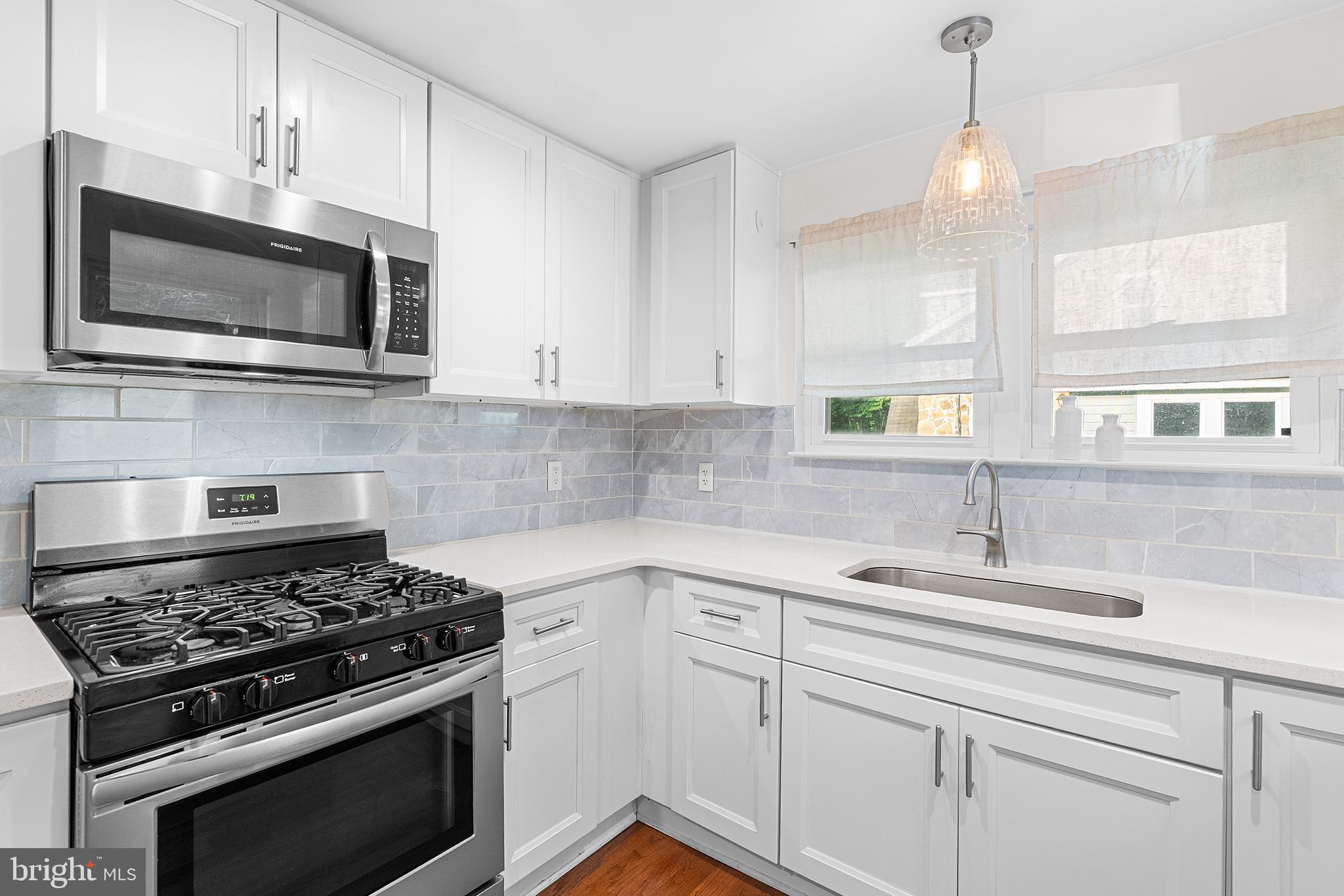 2354 Polk Valley Road Hellertown, PA 18055 - Photo 6 of 30 Gallery Image 6