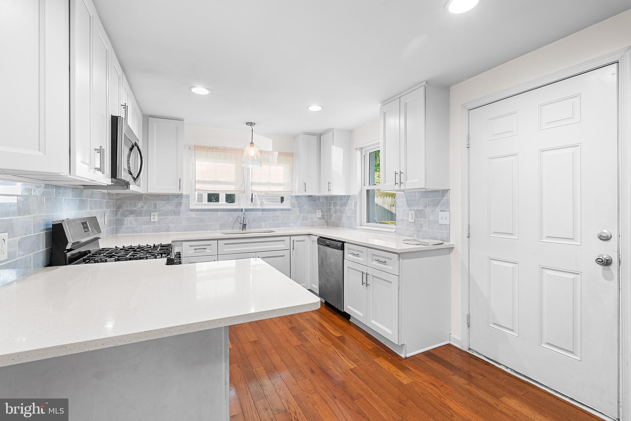 2354 Polk Valley Road Hellertown, PA 18055 - Photo 8 of 30 Gallery Image 8