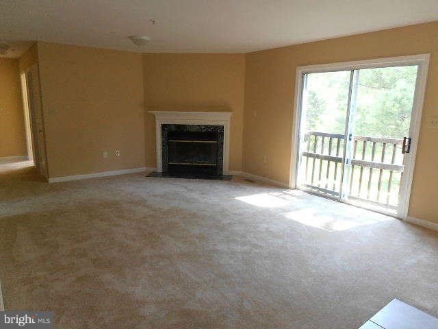 8807 Dangerfield Road Clinton, MD 20735 - Photo 8 of 28 Family Room