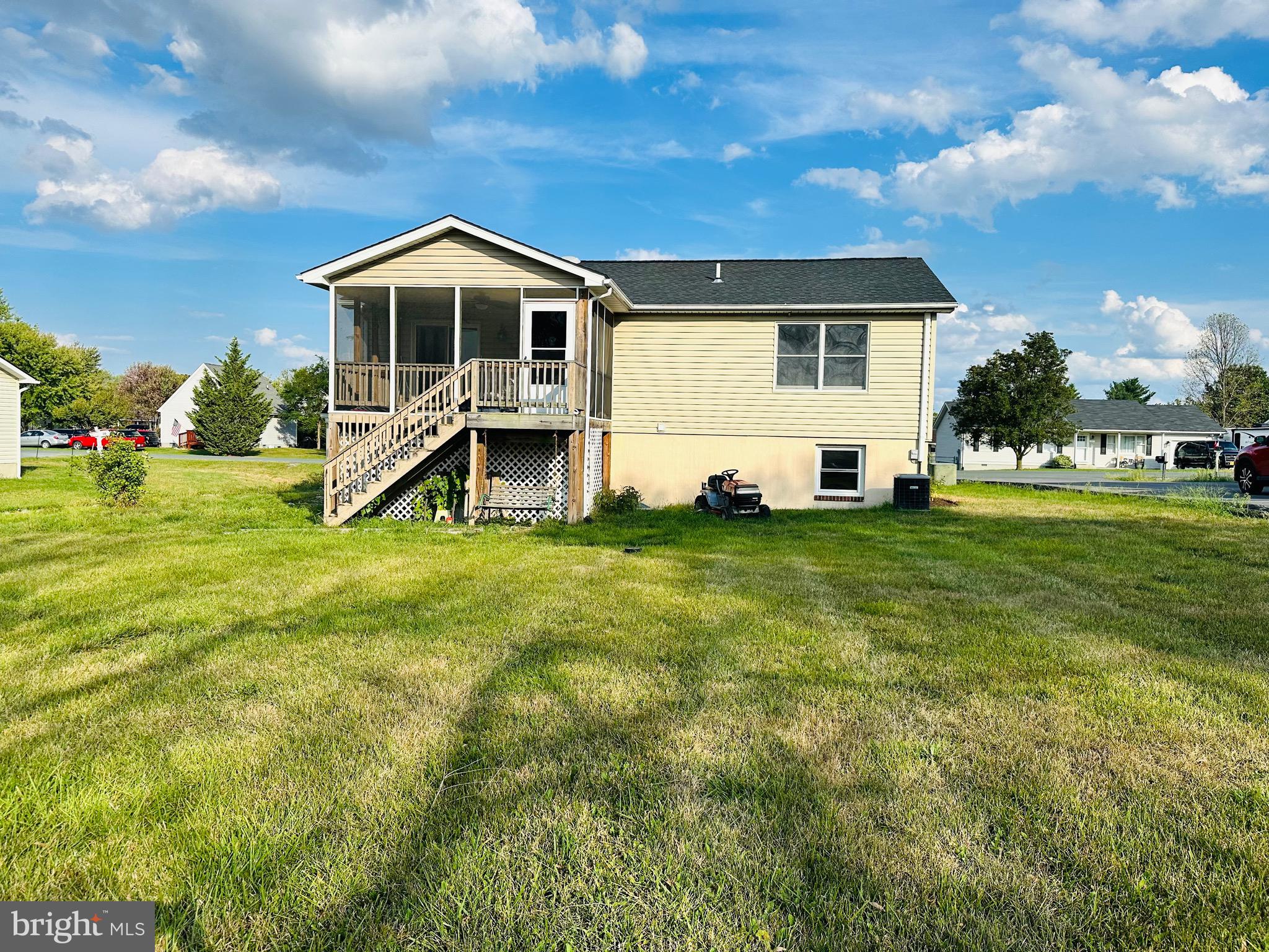 217 Nightingale Avenue Stephens City, VA 22655 - Photo 1 of 43