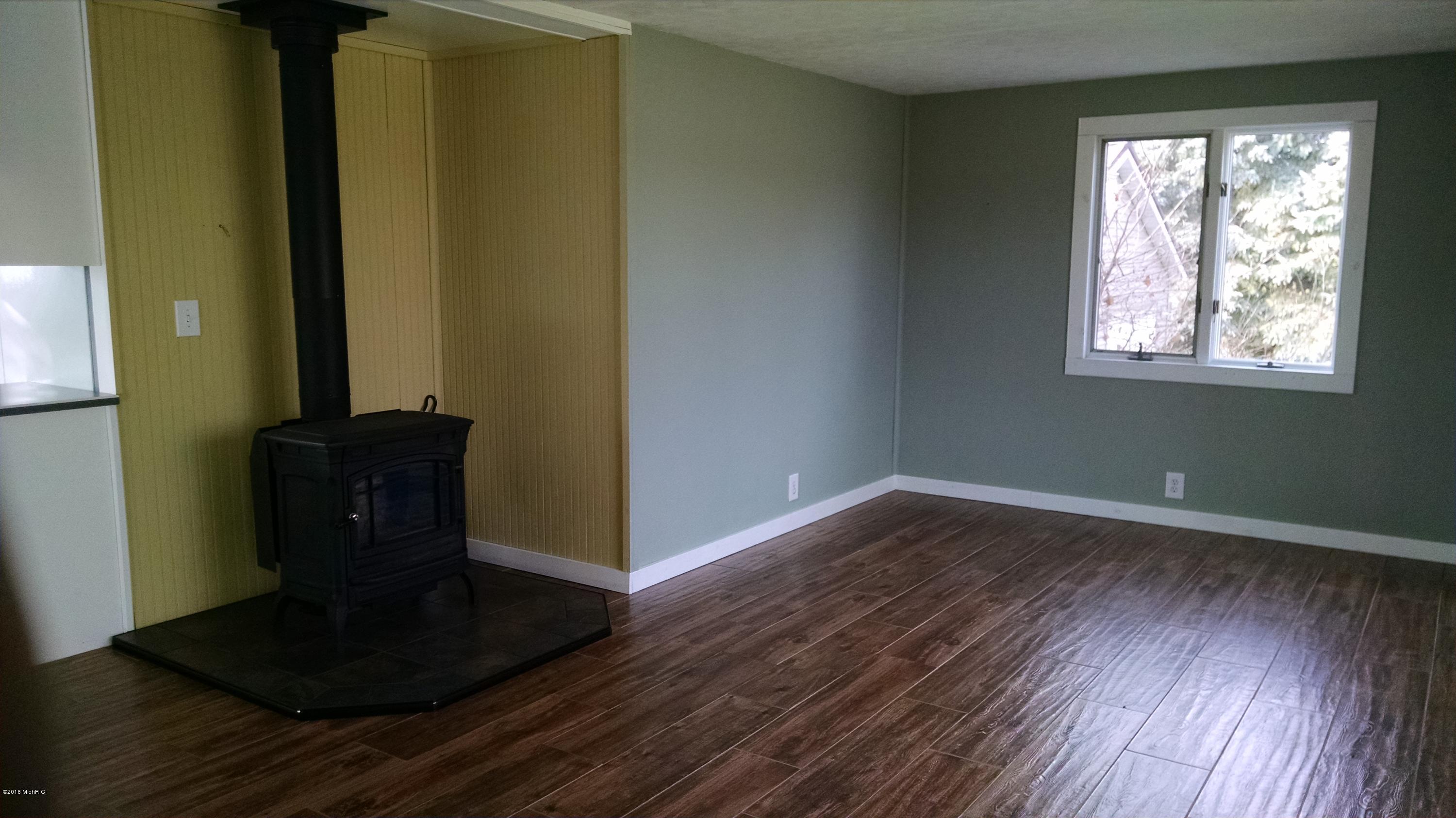 7875 West Fillmore Road Ithaca, MI 48847 - Photo 4 of 31 IMG_20161130_105047225