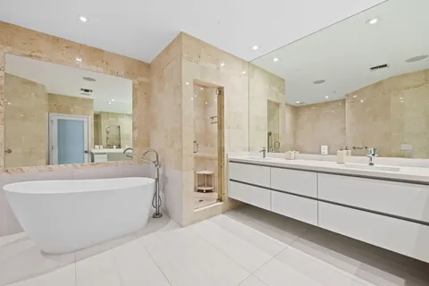 $3,195,000 | 1050 Seminole Drive, Unit PHB, Fort Lauderdale, FL 33304