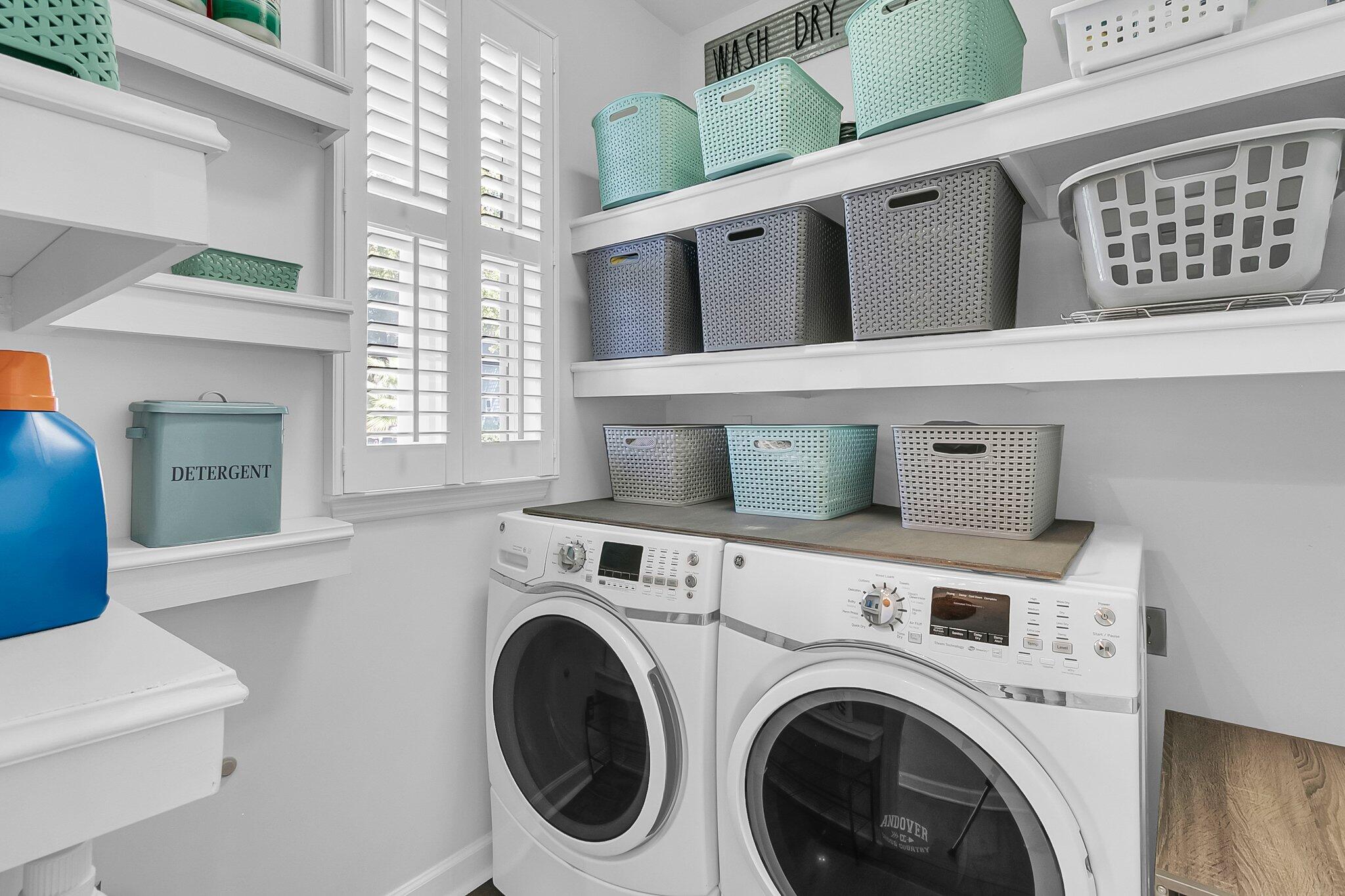 1627 Collier Street Mount Pleasant, SC 29466 - Photo 20 of 63 Laundry Room