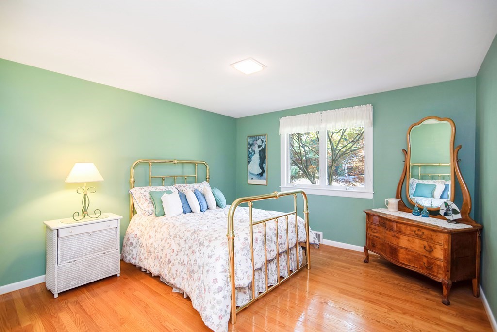 135 Captain Road Longmeadow, MA 01106 - Photo 30 of 41