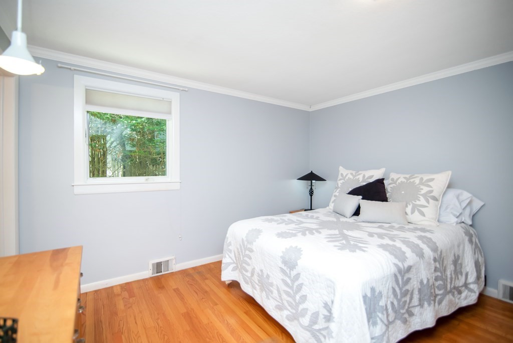 135 Captain Road Longmeadow, MA 01106 - Photo 31 of 41