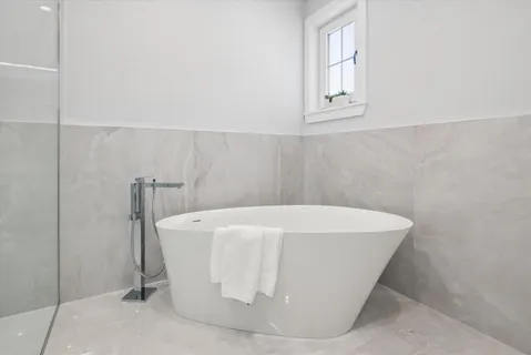 $2,500,000 | 6022 North Ionia Avenue, Chicago, IL 60646